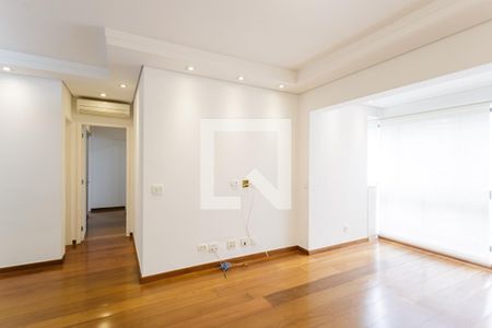 Sala de apartamento para alugar com 3 quartos, 100m² em Moema, São Paulo