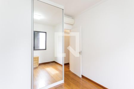 Quarto 1 de apartamento para alugar com 3 quartos, 100m² em Moema, São Paulo