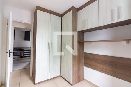 Quarto 1 de apartamento para alugar com 2 quartos, 44m² em São Pedro, Osasco