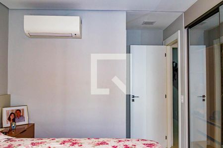 Suite de apartamento à venda com 2 quartos, 70m² em Jardim Independência (são Paulo), São Paulo