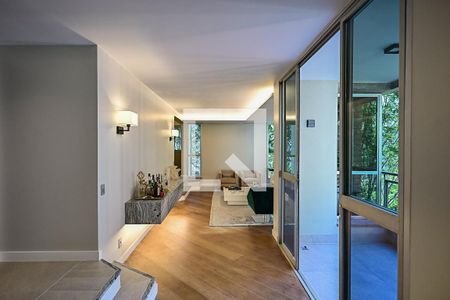 Sala de apartamento à venda com 3 quartos, 195m² em Real Parque, São Paulo