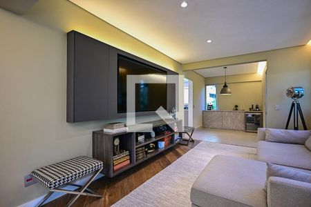 Sala de Tv de apartamento à venda com 3 quartos, 195m² em Real Parque, São Paulo