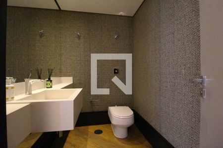 Lavabo de apartamento para alugar com 4 quartos, 300m² em Vila Uberabinha, São Paulo