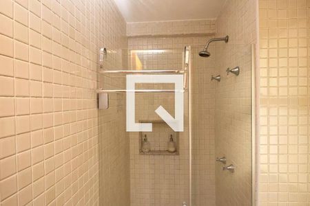 Banheiro de apartamento para alugar com 1 quarto, 35m² em Jacarepaguá, Rio de Janeiro