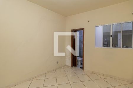 Quarto 1 de casa para alugar com 3 quartos, 80m² em Rio Branco, Belo Horizonte
