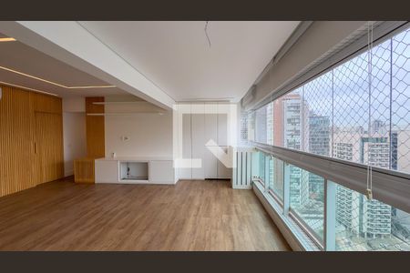 Sala de apartamento para alugar com 3 quartos, 126m² em Vila Gertrudes, São Paulo
