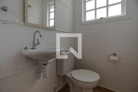 Lavabo de casa para alugar com 3 quartos, 400m² em Vila Oliveira, Mogi das Cruzes