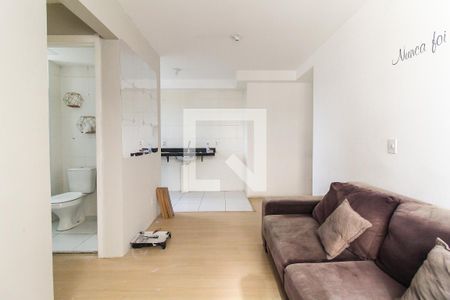 Sala de apartamento para alugar com 2 quartos, 41m² em Jardim Helian, São Paulo
