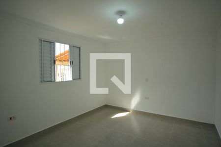 Casa para alugar com 2 quartos, 60m² em Baeta Neves, São Bernardo do Campo