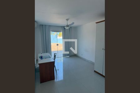 Casa de Condomínio para alugar com 3 quartos, 120m² em Ilha de Guaratiba, Rio de Janeiro