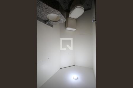 Lavabo de apartamento à venda com 5 quartos, 130m² em Vila Sonia, São Paulo