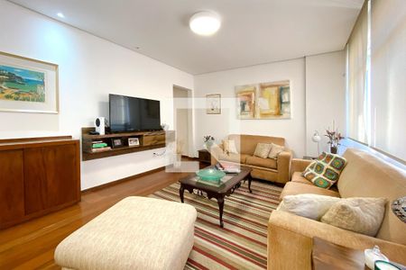 Sala de apartamento à venda com 3 quartos, 105m² em Santa Lúcia, Belo Horizonte
