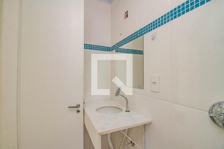 Banheiro de apartamento para alugar com 1 quarto, 45m² em Morro Santana, Porto Alegre