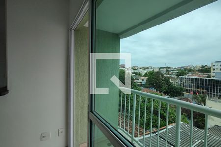 Sala de apartamento para alugar com 2 quartos, 70m² em Taquara, Rio de Janeiro