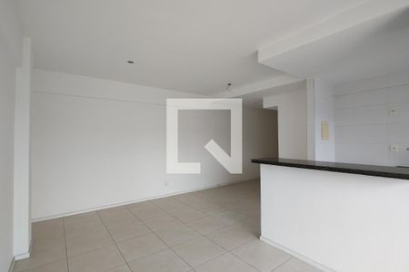 Sala de apartamento para alugar com 2 quartos, 70m² em Taquara, Rio de Janeiro
