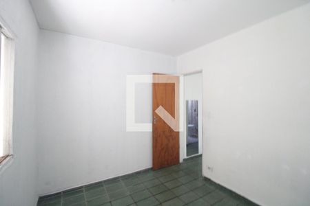 Quarto 1 de casa para alugar com 2 quartos, 156m² em Jardim das Imbuias, São Paulo