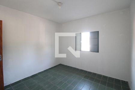 Quarto 2 de casa para alugar com 2 quartos, 156m² em Jardim das Imbuias, São Paulo