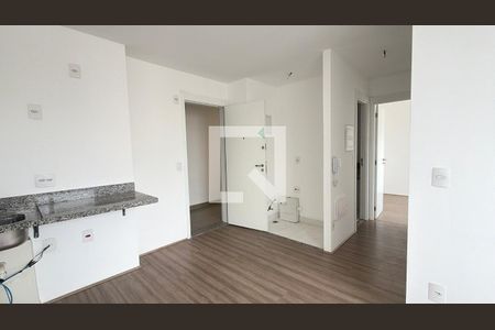 Sala/Cozinha de kitnet/studio à venda com 1 quarto, 38m² em Quarta Parada, São Paulo