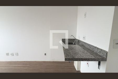 Sala/Cozinha de kitnet/studio à venda com 1 quarto, 38m² em Quarta Parada, São Paulo