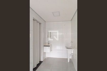 Studio de kitnet/studio para alugar com 1 quarto, 32m² em Parque Jandaia, Carapicuíba