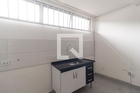 Studio de kitnet/studio para alugar com 1 quarto, 32m² em Parque Jandaia, Carapicuíba