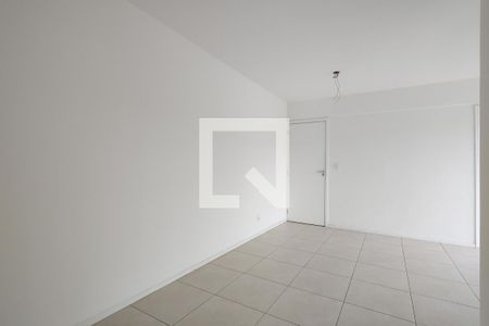 Sala de apartamento para alugar com 2 quartos, 65m² em Taquara, Rio de Janeiro
