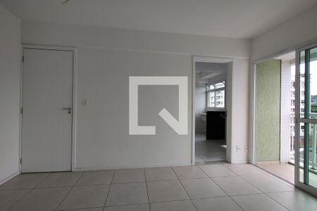 Sala de apartamento para alugar com 2 quartos, 65m² em Taquara, Rio de Janeiro