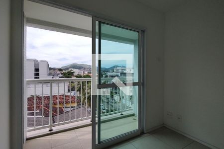 Sala de apartamento para alugar com 2 quartos, 65m² em Taquara, Rio de Janeiro