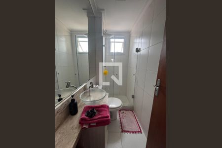 Banheiro de apartamento à venda com 2 quartos, 51m² em Jaguaribe, Osasco