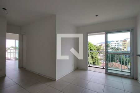 Sala de apartamento para alugar com 2 quartos, 63m² em Taquara, Rio de Janeiro