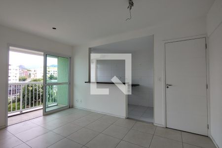 Sala de apartamento para alugar com 2 quartos, 63m² em Taquara, Rio de Janeiro