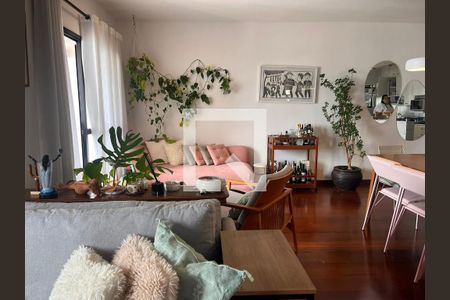 Sala  de apartamento para alugar com 2 quartos, 83m² em Vila Madalena, São Paulo