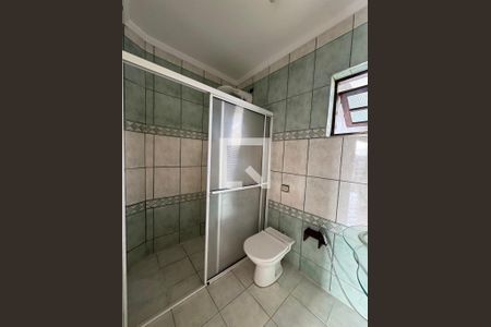 Banheiro da Suíte de casa para alugar com 3 quartos, 200m² em Jardim Dayaquinha, Osasco