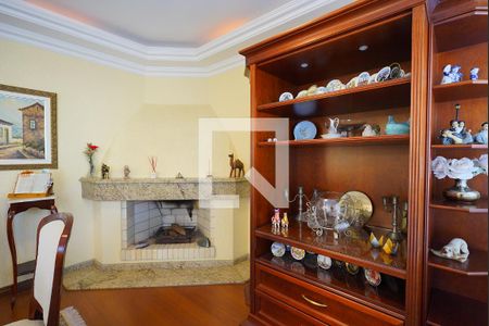 Sala lareira de casa para alugar com 4 quartos, 249m² em Espírito Santo, Porto Alegre