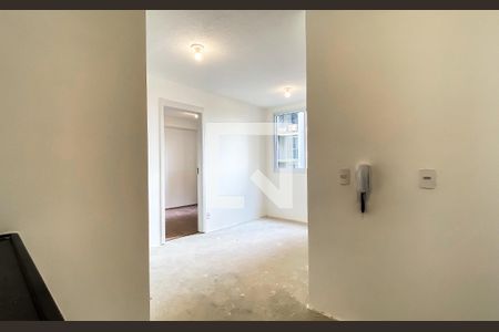 Sala de apartamento para alugar com 1 quarto, 40m² em Parque Paineiras, São Paulo