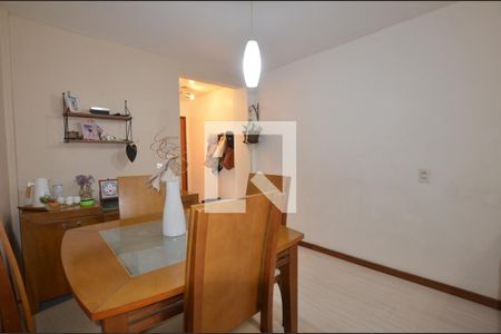 Sala de apartamento à venda com 2 quartos, 55m² em Jardim Sulacap, Rio de Janeiro
