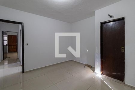 Suíte de casa para alugar com 2 quartos, 121m² em Vila Buenos Aires, São Paulo