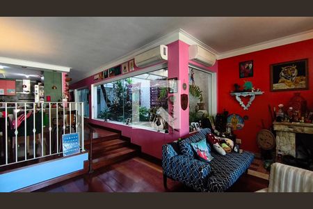 Sala de casa à venda com 5 quartos, 400m² em Jardim da Gloria, São Paulo