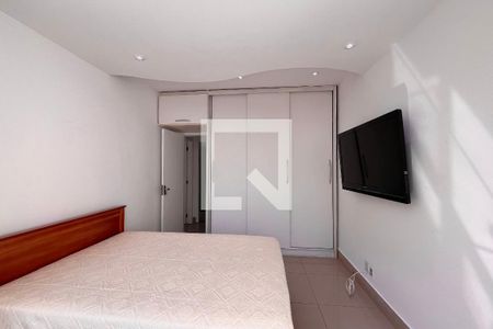 Quarto 1 de apartamento para alugar com 2 quartos, 110m² em Copacabana, Rio de Janeiro