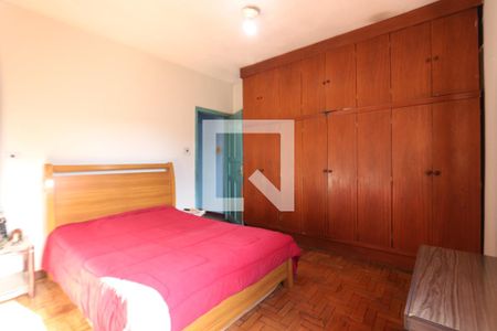 Casa à venda com 3 quartos, 120m² em Vila Ema, São Paulo