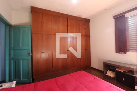 Casa à venda com 3 quartos, 120m² em Vila Ema, São Paulo
