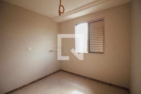 Quarto 01  de apartamento para alugar com 3 quartos, 100m² em Alto Caiçaras, Belo Horizonte