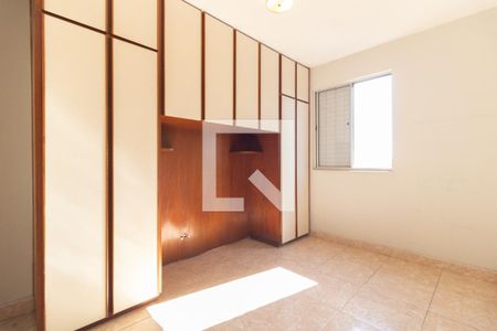 Quarto 1 de apartamento à venda com 2 quartos, 55m² em Parque Bristol, São Paulo