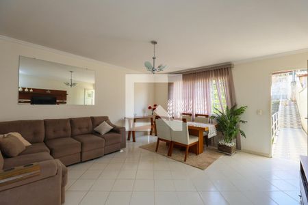 Sala de casa à venda com 2 quartos, 150m² em Jardim Tres Irmaos, Taboão da Serra
