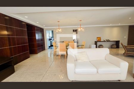Apartamento à venda com 4 quartos, 190m² em Belvedere, Belo Horizonte