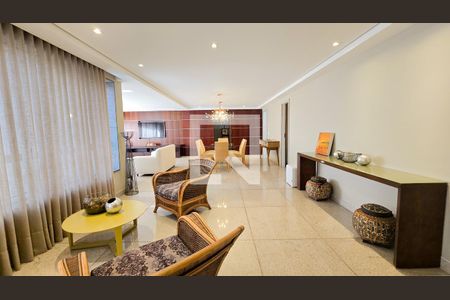 Apartamento à venda com 4 quartos, 190m² em Belvedere, Belo Horizonte