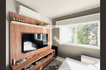 Sala de TV de casa de condomínio à venda com 3 quartos, 270m² em Jardim Marco Leite, Jundiaí