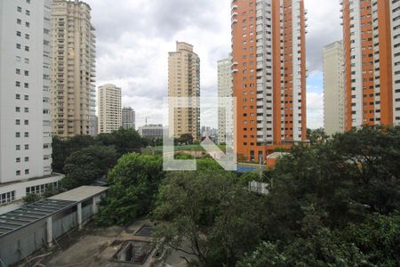 Vista Sala  de apartamento para alugar com 2 quartos, 70m² em Panamby, São Paulo