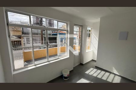 Sala de casa para alugar com 2 quartos, 175m² em Vila Humaita, Santo André