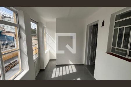 Sala de casa para alugar com 2 quartos, 175m² em Vila Humaita, Santo André